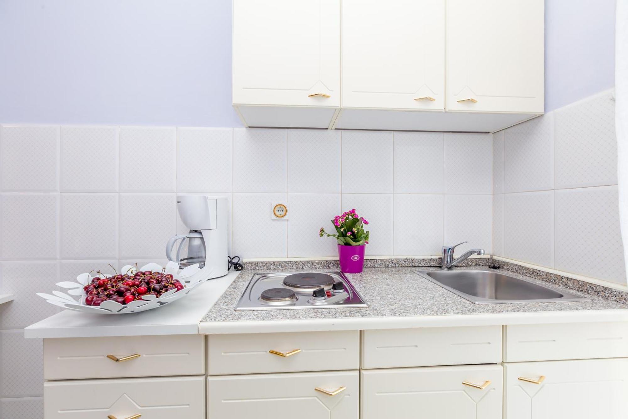 Ava Apartments Omišalj Kamer foto