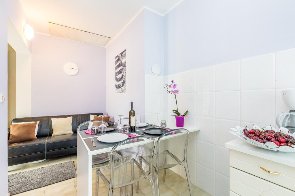 Ava Apartments Omišalj Buitenkant foto