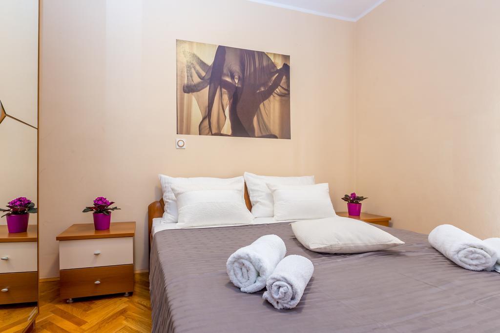 Ava Apartments Omišalj Buitenkant foto