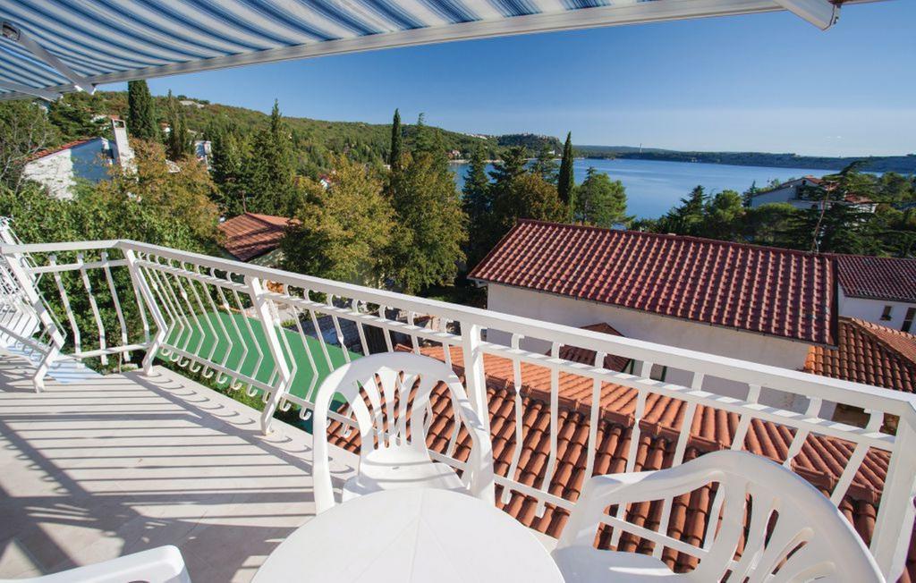 Ava Apartments Omišalj Buitenkant foto